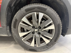 Peugeot 2008 1.2 Puretech 130 ch ALLURE / entretien Peugeot / Courroie neuve