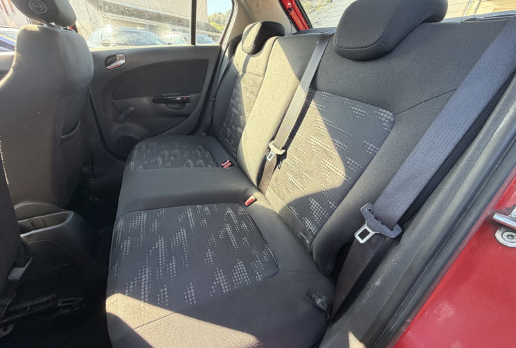 Opel Corsa D / 85 CH / EDITION / CLIM