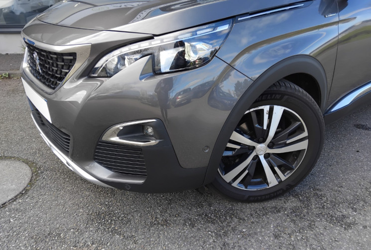 Peugeot 3008 Peugeot 3008 GT Line 1.6 120 ch – Toit panoramique  - Suivi Peugeot 