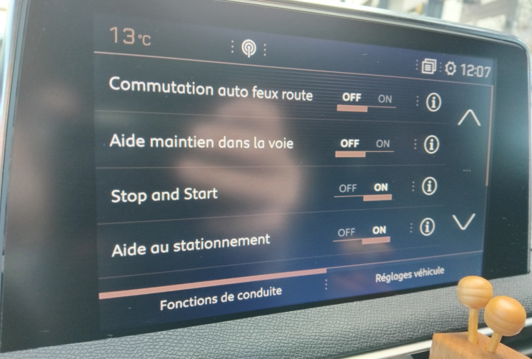 Peugeot 3008 Peugeot 3008 GT Line 1.6 120 ch – Toit panoramique  - Suivi Peugeot 