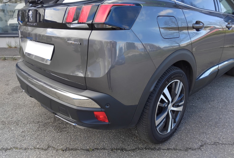 Peugeot 3008 Peugeot 3008 GT Line 1.6 120 ch – Toit panoramique  - Suivi Peugeot 