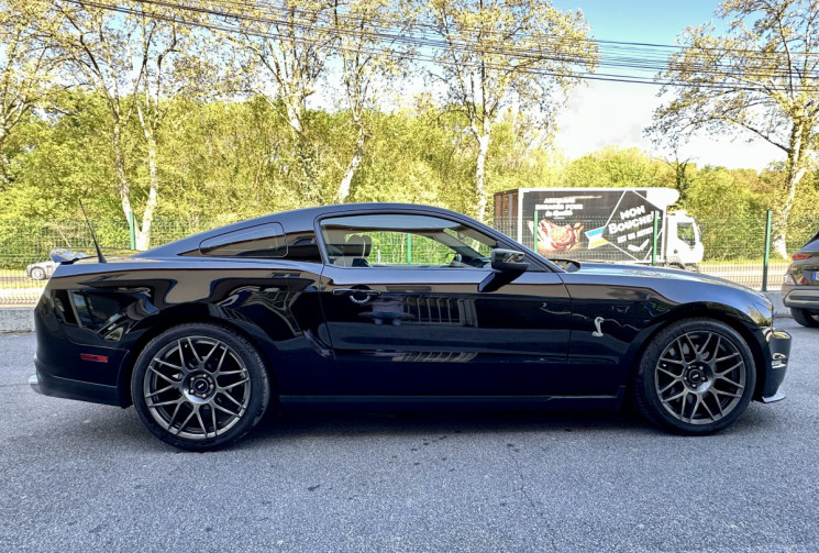Ford MUSTANG SHELBY GT 500 Pack SVT 5.4 V8 550 ch Bloc Alu / Immat France / Echappement Borla