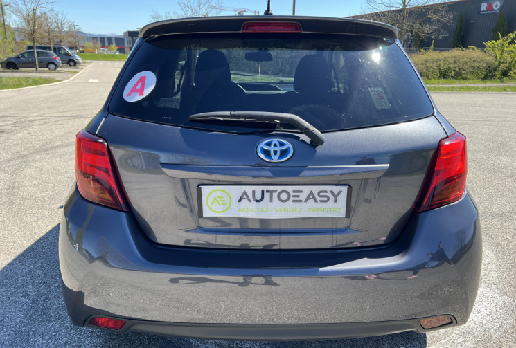 Toyota Yaris 1.5 Hybrid 100h Design 5p