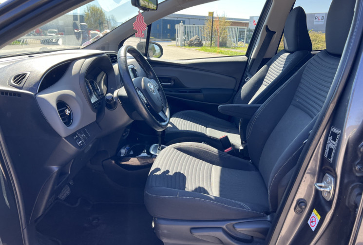 Toyota Yaris 1.5 Hybrid 100h Design 5p