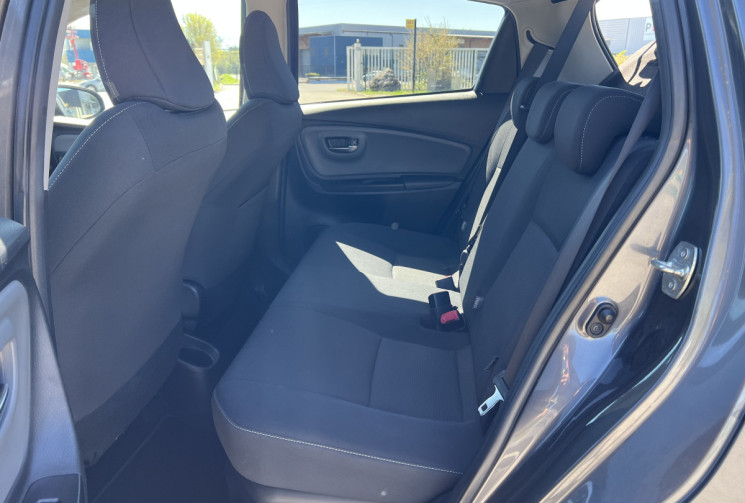 Toyota Yaris 1.5 Hybrid 100h Design 5p