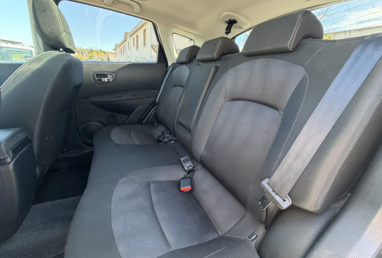 Nissan Qashqai 4X4 / 1.6 DCI / 130 CH / ACENTA /