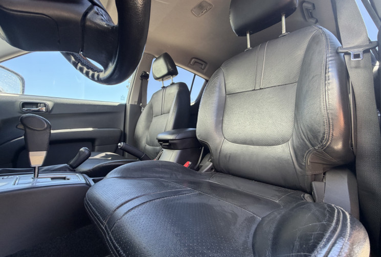 Mitsubishi L200 2.5 178 CV HARD TOP