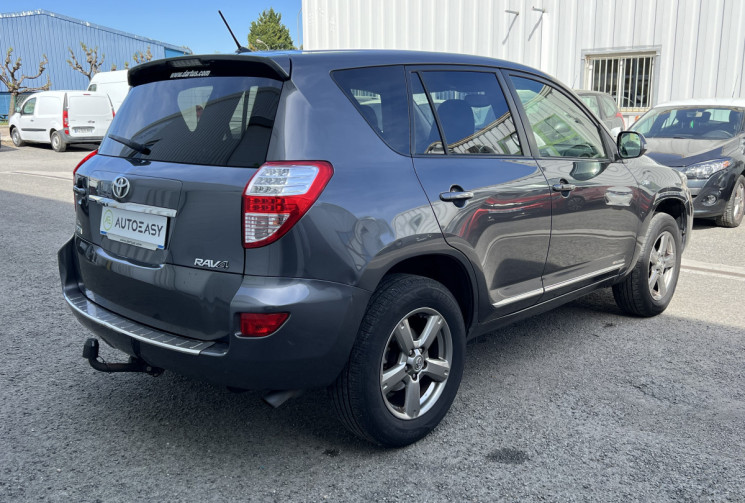 Toyota RAV4 LIMITED EDITION 150 cv D-CAT 4WD BVA * Caméra * Ecran * GPS * Attache Remorque