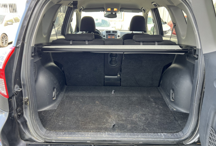 Toyota RAV4 LIMITED EDITION 150 cv D-CAT 4WD BVA * Caméra * Ecran * GPS * Attache Remorque