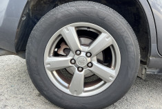 Toyota RAV4 LIMITED EDITION 150 cv D-CAT 4WD BVA * Caméra * Ecran * GPS * Attache Remorque