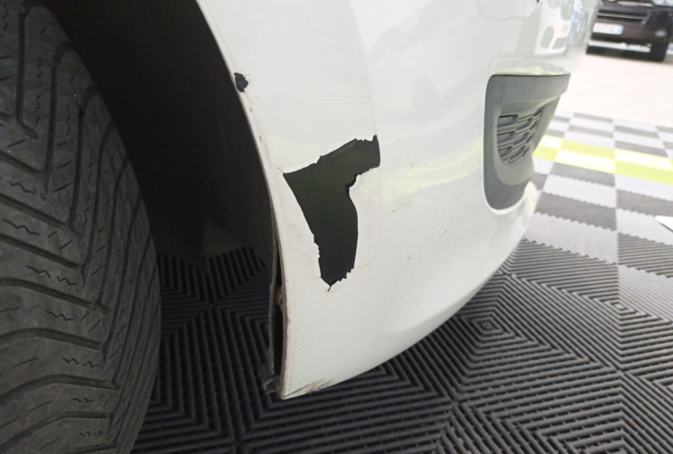 Volkswagen Polo 1.2 TDI 75ch  Confortline  / entretien à jour