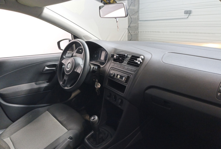 Volkswagen Polo 1.2 TDI 75ch  Confortline  / entretien à jour