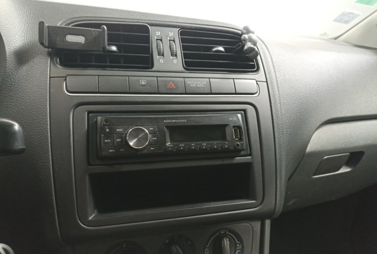 Volkswagen Polo 1.2 TDI 75ch  Confortline  / entretien à jour