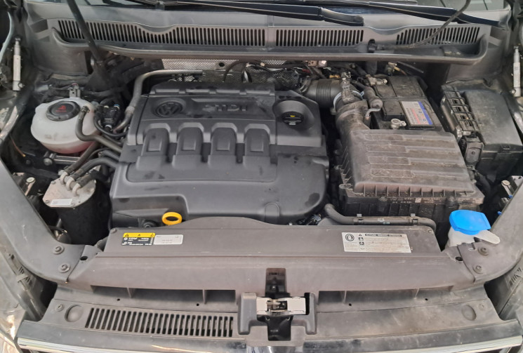 Volkswagen Touran 1.6 TDI 115 Confortline Business  - 2EME MAIN - CAMERA HAYON  MOTORISE - 