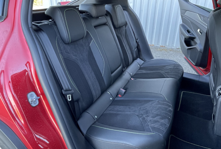 Peugeot 408 II 1.2 Puretec  EAT 8  Boite Automatique130 CV GT   
