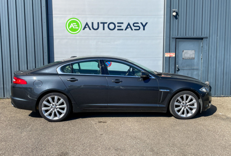 Jaguar XF (X250) Berline Phase 2 2.2 D 16V 190 cv Boîte auto DISTRI NEUVE 