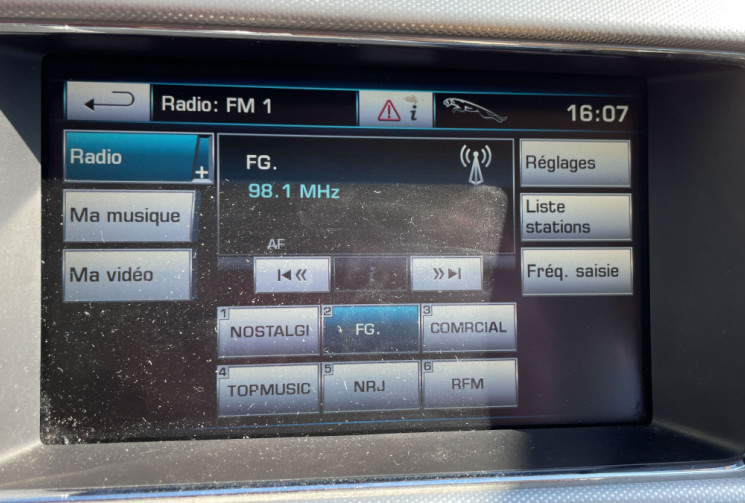 Jaguar XF (X250) Berline Phase 2 2.2 D 16V 190 cv Boîte auto DISTRI NEUVE 