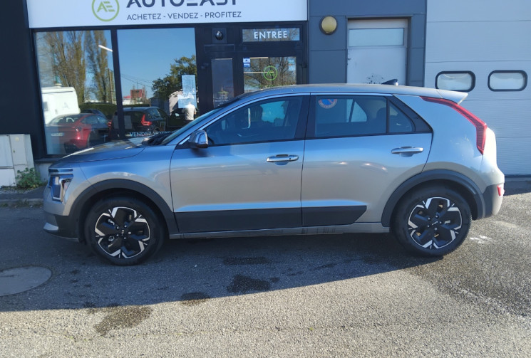 Kia Niro II Niro 64,8 kWh 204 cv - Première Main