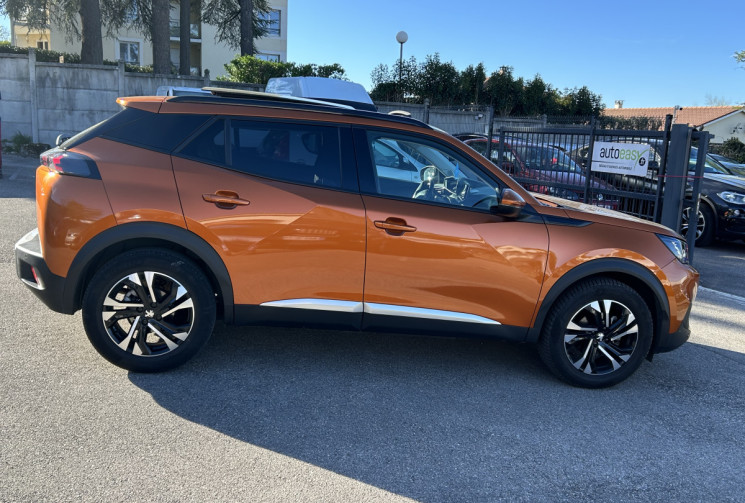 Peugeot 2008 1.2 / 130 CH / ALLURE / TOIT OUVRANT / DISTRIBUTION MAI 2026