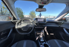 Peugeot 2008 1.2 / 130 CH / ALLURE / TOIT OUVRANT / DISTRIBUTION MAI 2026