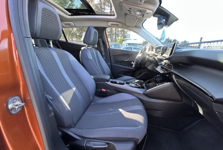 Peugeot 2008 1.2 / 130 CH / ALLURE / TOIT OUVRANT / TOUT A JOUR