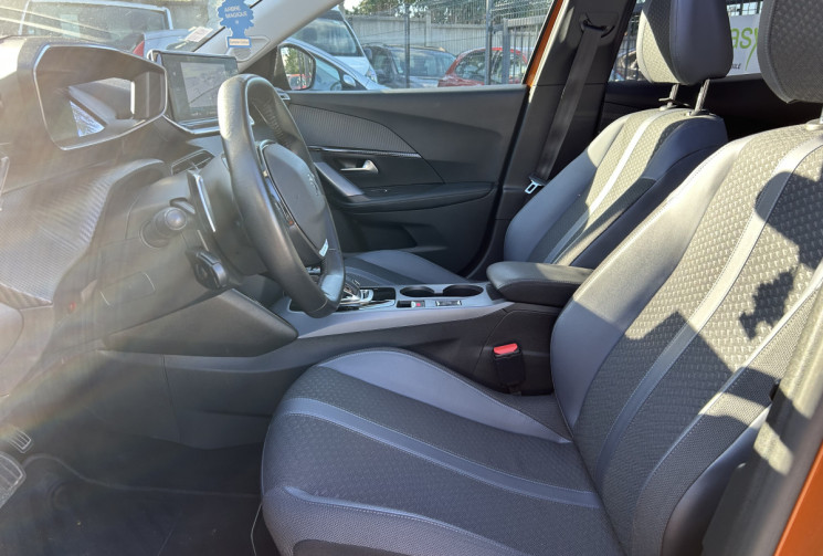 Peugeot 2008 1.2 / 130 CH / ALLURE / TOIT OUVRANT / DISTRIBUTION MAI 2026