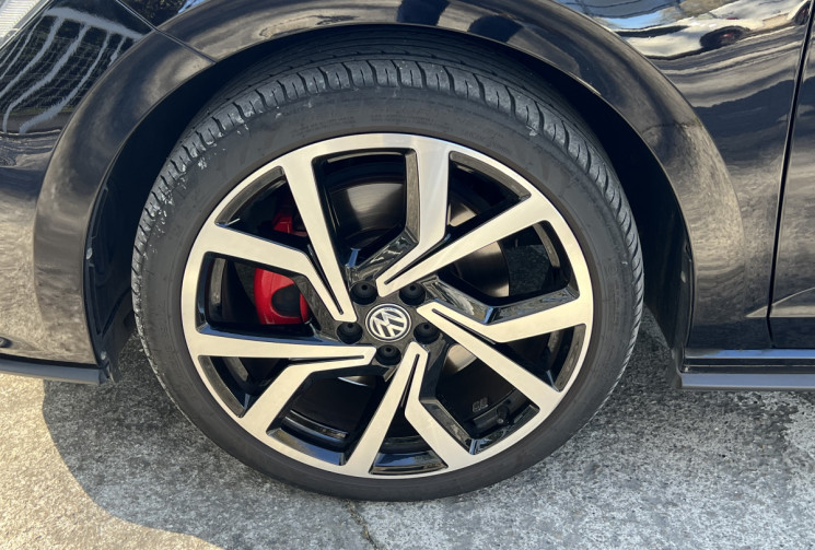 Volkswagen Polo GTI 2.0 TSI 200 DSG6 / Vidange DSG OK / Cockpit / Caméra / Keyless / DCC / LED / ACC