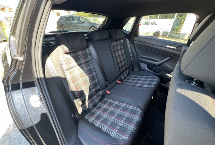Volkswagen Polo GTI 2.0 TSI 200 DSG6 / Vidange DSG OK / Cockpit / Caméra / Keyless / DCC / LED / ACC