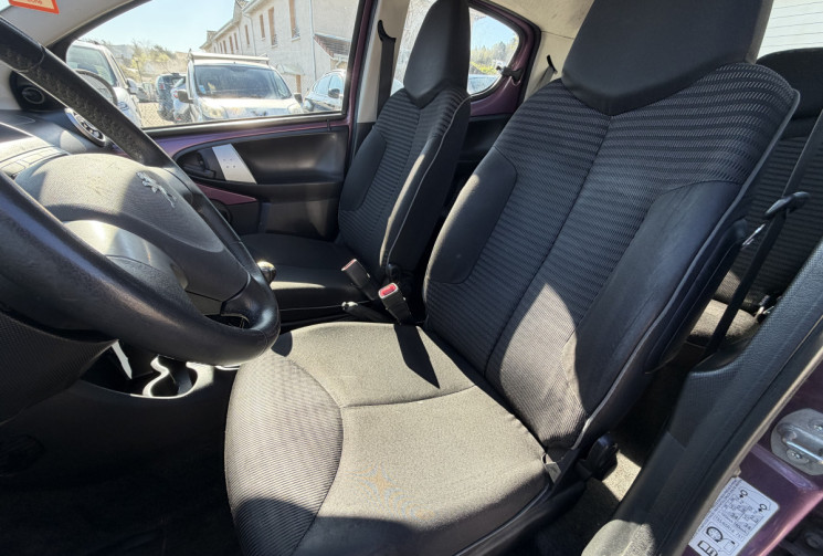 Peugeot 107 1.0 / 68 CH / ENVY / CLIM