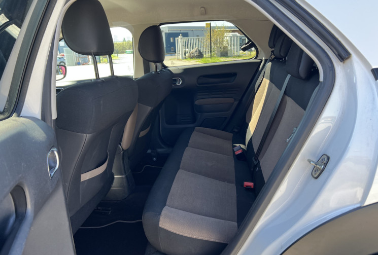 Citroën C4 CACTUS 1.2 PureTech 110 Shine Edition / Distribution à jour