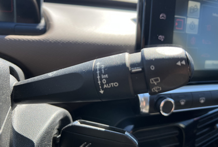 Citroën C4 CACTUS 1.2 PureTech 110Ch Shine Edition / Distribution à jour