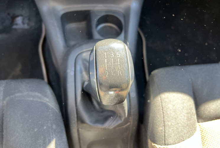 Citroën C4 CACTUS 1.2 PureTech 110Ch Shine Edition / Distribution à jour