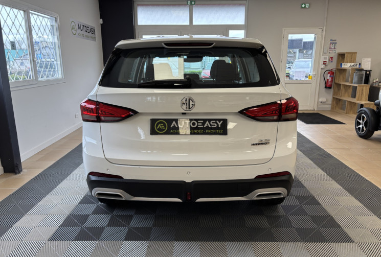 MG ZS 1.5 197 HYBRID+ STANDARD / 1ERE MAIN