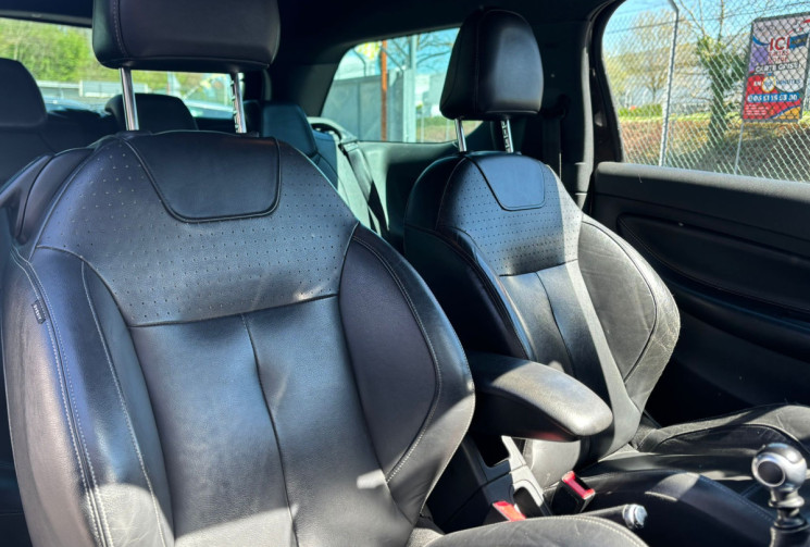 Citroën DS3 1.6 THP 156ch Black Mat