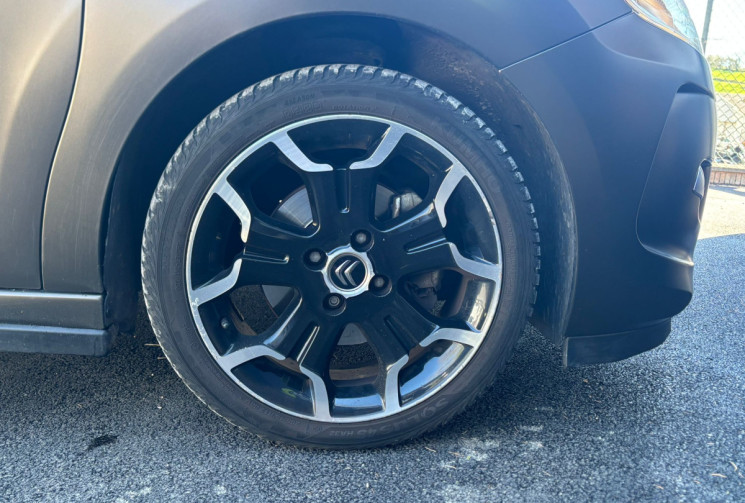 Citroën DS3 1.6 THP 156ch Black Mat