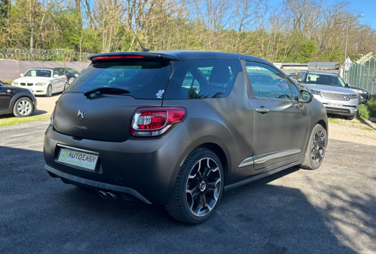 Citroën DS3 1.6 THP 156ch Black Mat