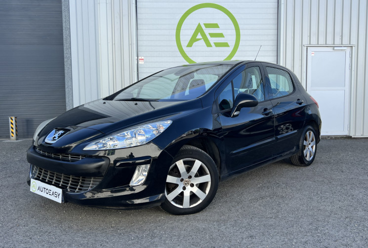 Peugeot 308 1.6 HDi Blue Lion * Premium Pack * 110 CV * Toit Pano * Radars de recul * 5p