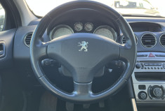 Peugeot 308 1.6 HDi Blue Lion * Premium Pack * 110 CV * Toit Pano * Radars de recul * 5p