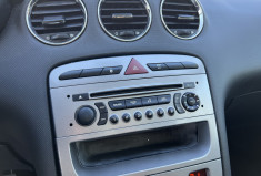 Peugeot 308 1.6 HDi Blue Lion * Premium Pack * 110 CV * Toit Pano * Radars de recul * 5p