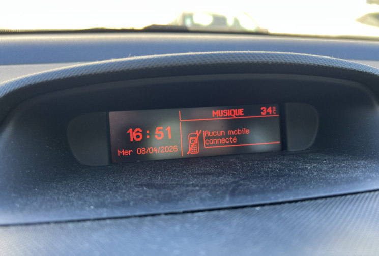 Peugeot 308 1.6 HDi Blue Lion * Premium Pack * 110 CV * Toit Pano * Radars de recul * 5p