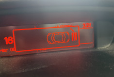 Peugeot 308 1.6 HDi Blue Lion * Premium Pack * 110 CV * Toit Pano * Radars de recul * 5p