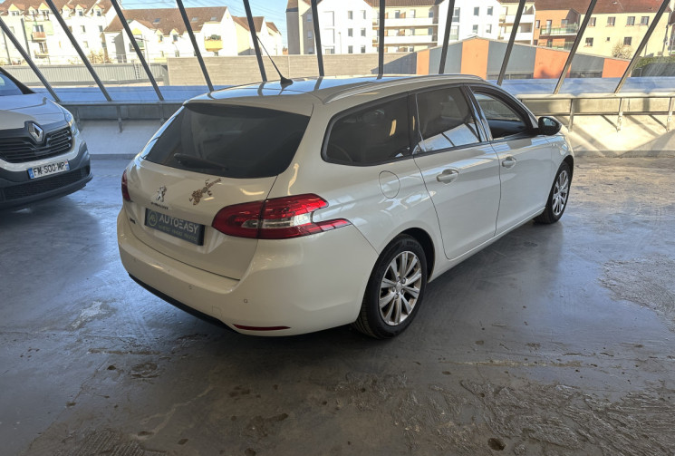 Peugeot 308  SW 1.2 Puretech 110 Style / Bel état intérieur-extérieur / Prévoir courroie 