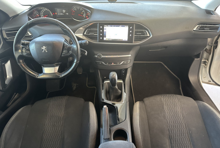 Peugeot 308  SW 1.2 Puretech 110 Style / Bel état intérieur-extérieur / Prévoir courroie 