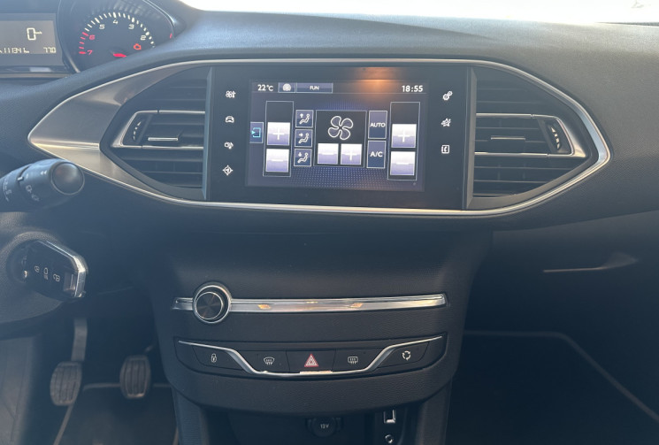 Peugeot 308  SW 1.2 Puretech 110 Style / Bel état intérieur-extérieur / Prévoir courroie 