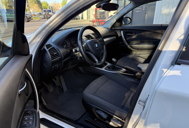 BMW Série 1 116D 115 CONFORT 5P