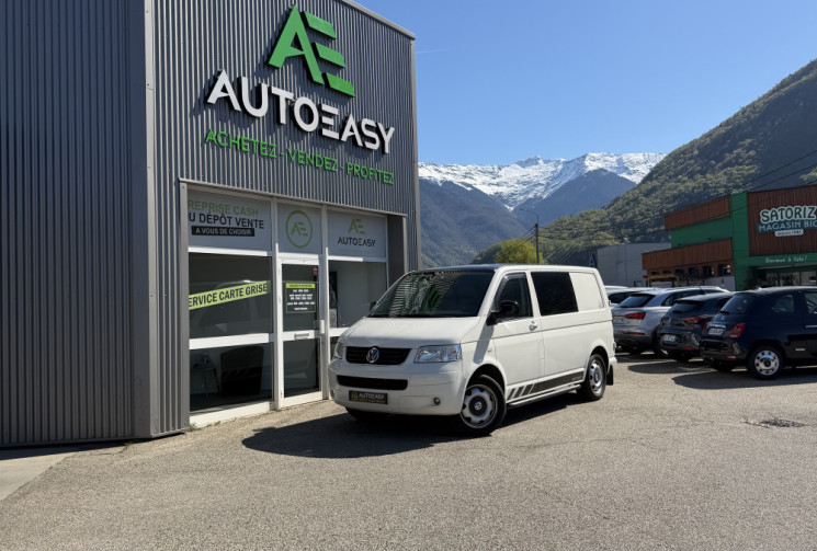Volkswagen Transporter T5 2.5 tdi 130 PRO CAB - look édition