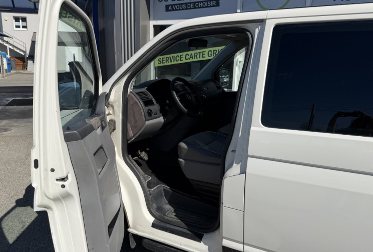 Volkswagen Transporter T5 2.5 tdi 130 PRO CAB - look édition