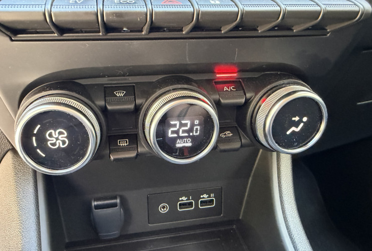 Renault Captur E-TECH 1.6 145 HYBRID EVOLUTION * CARPLAY * COCKPIT * ENTRETIEN OK * TVA RECUPERABLE