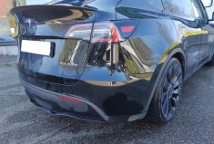 Tesla Model Y Performance AWD 534 CH - Attelage - Première Main