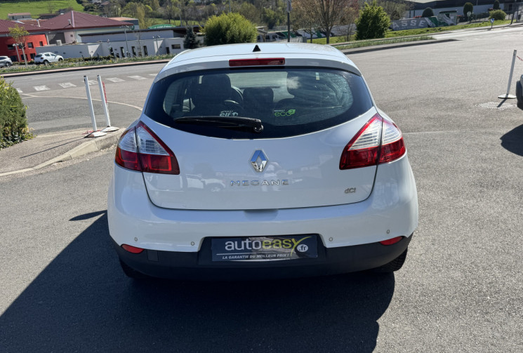 Renault Megane III Phase 2 1.5 DCI 110 ch Expression 